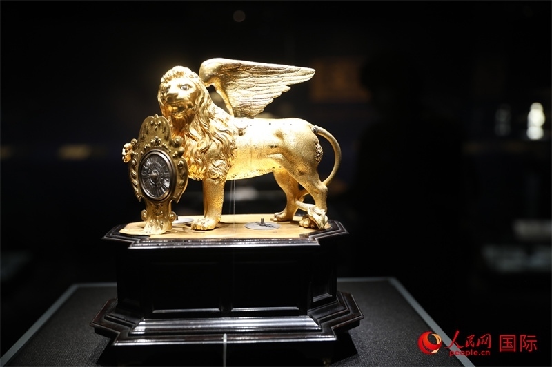 展覽“傳奇之旅：馬可·波羅與絲綢之路上的世界”展品。人民網(wǎng) 殷韜攝