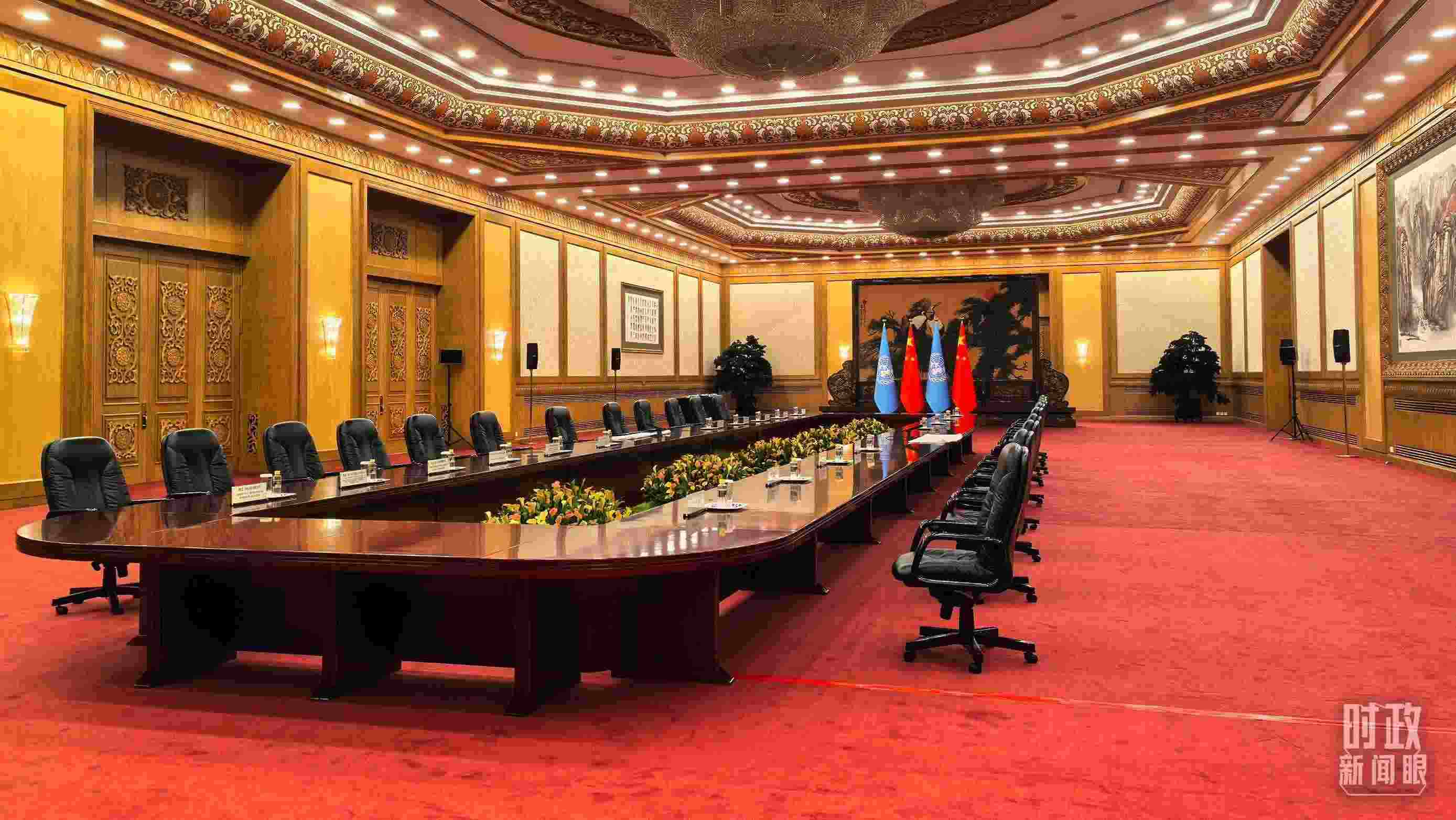  △同聯(lián)合國秘書長古特雷斯的會見會場，這是開始前的場景。（總臺央視記者劉瑞琳拍攝）