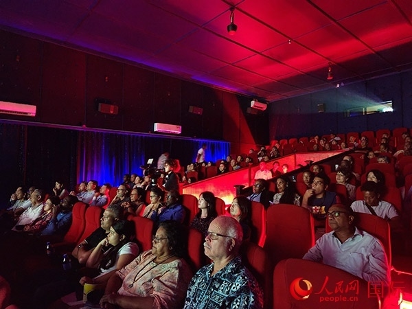 塞舌爾首屆中國(guó)電影節(jié)開(kāi)幕式現(xiàn)場(chǎng)。人民網(wǎng)記者 黃煒鑫攝