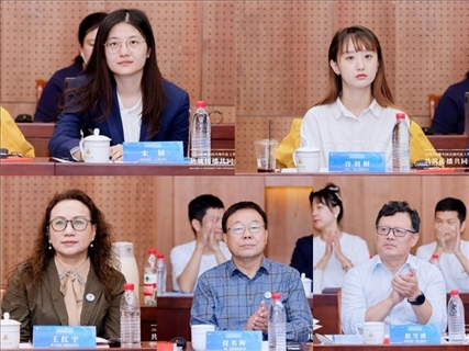 與會(huì)嘉賓。中國傳媒大學(xué)供圖