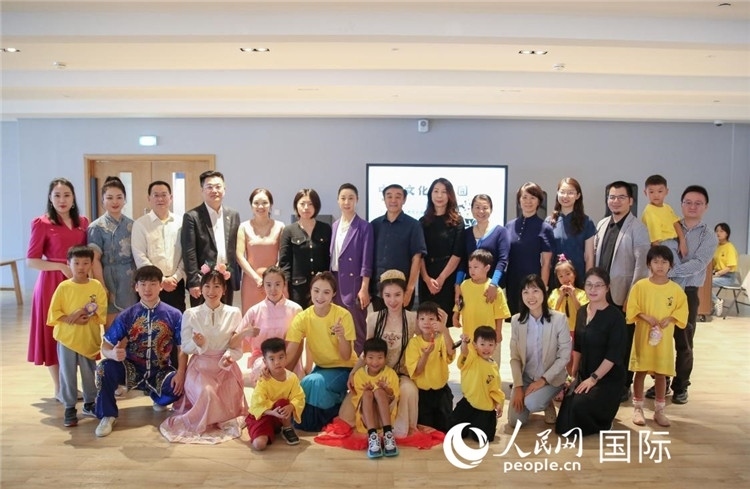 開營(yíng)儀式部分嘉賓合影。人民網(wǎng)中東中心分社塔里克·易卜拉欣攝