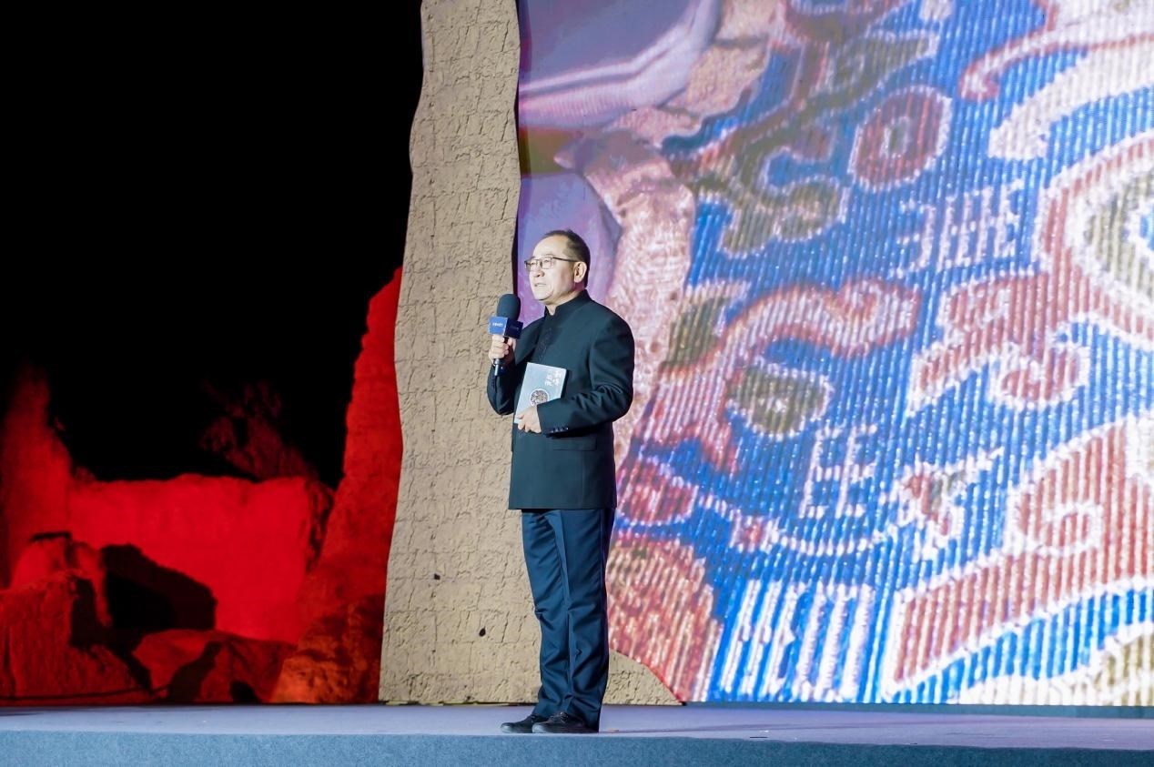 于志勇在“何以中國·五星出東方”網(wǎng)絡(luò)主題宣傳活動(dòng)現(xiàn)場演講。人民視頻供圖