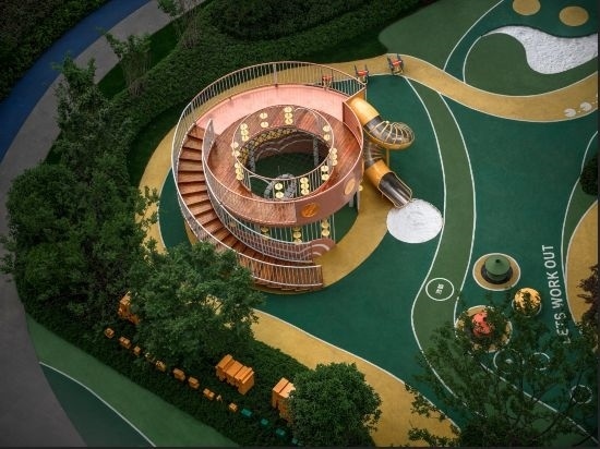 改造后的中鐵臻庭小區(qū)森林樹屋。 王碩敏 攝