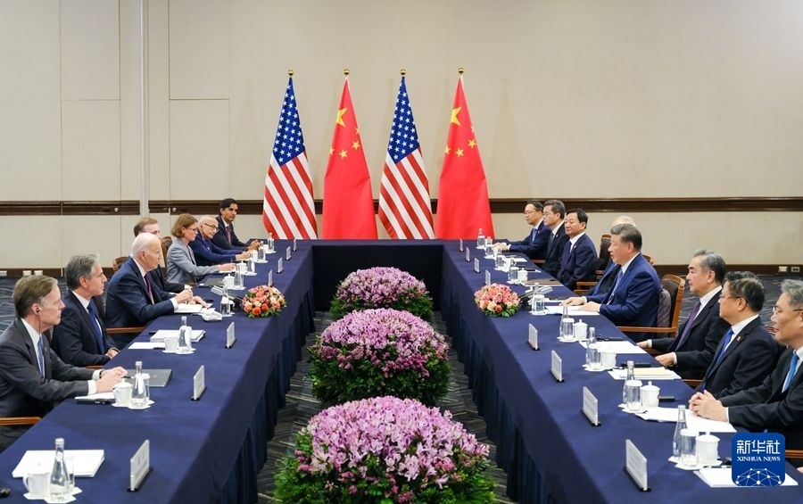 當(dāng)?shù)貢r間11月16日下午，國家主席習(xí)近平在利馬同美國總統(tǒng)拜登舉行會晤。新華社記者 丁林 攝