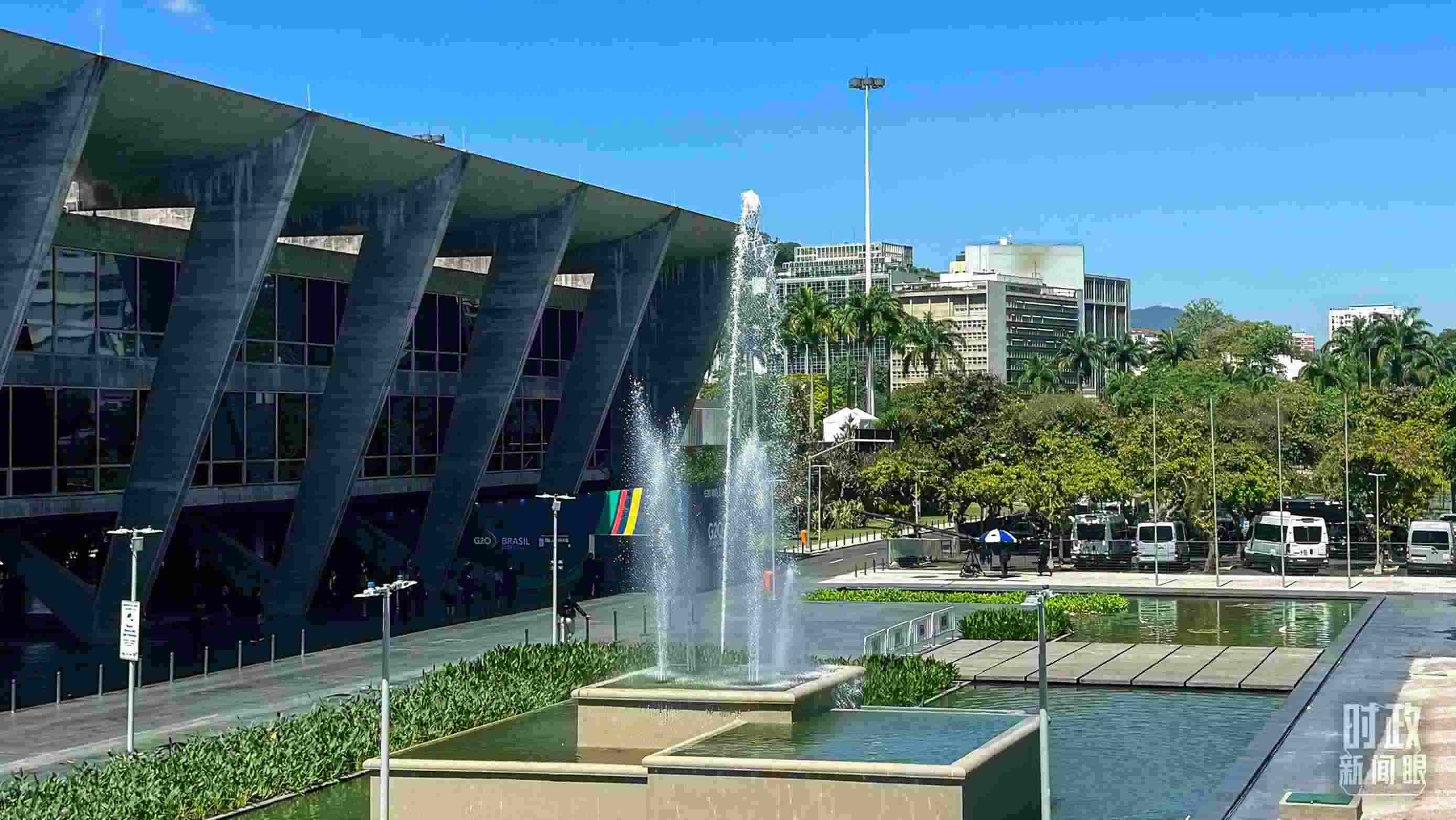 △G20峰會(huì)舉辦地，巴西里約熱內(nèi)盧現(xiàn)代藝術(shù)博物館。（總臺(tái)央視記者趙怡彬拍攝）
