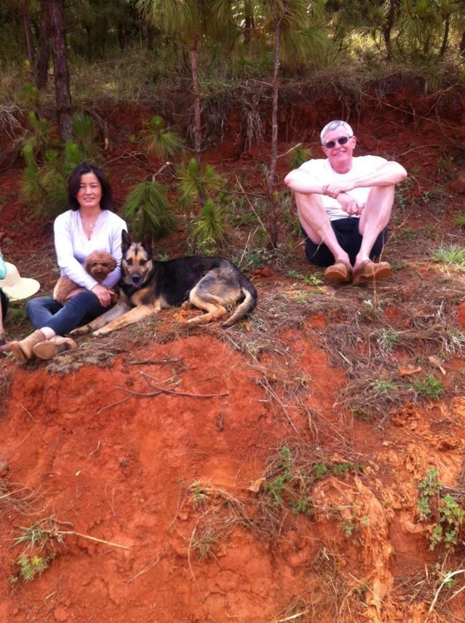 奈斯和妻子在云南東川打造了一個名叫“卡比杉”的農(nóng)場。