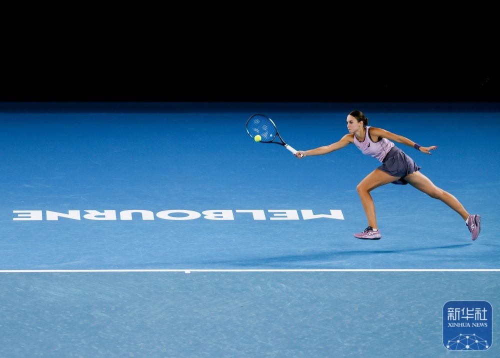 ↑托多尼在比賽中回球。新華社記者 馬平 攝