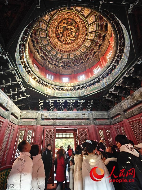 2025年1月，游客正在故宮博物院參觀。人民網(wǎng)記者 韋衍行攝