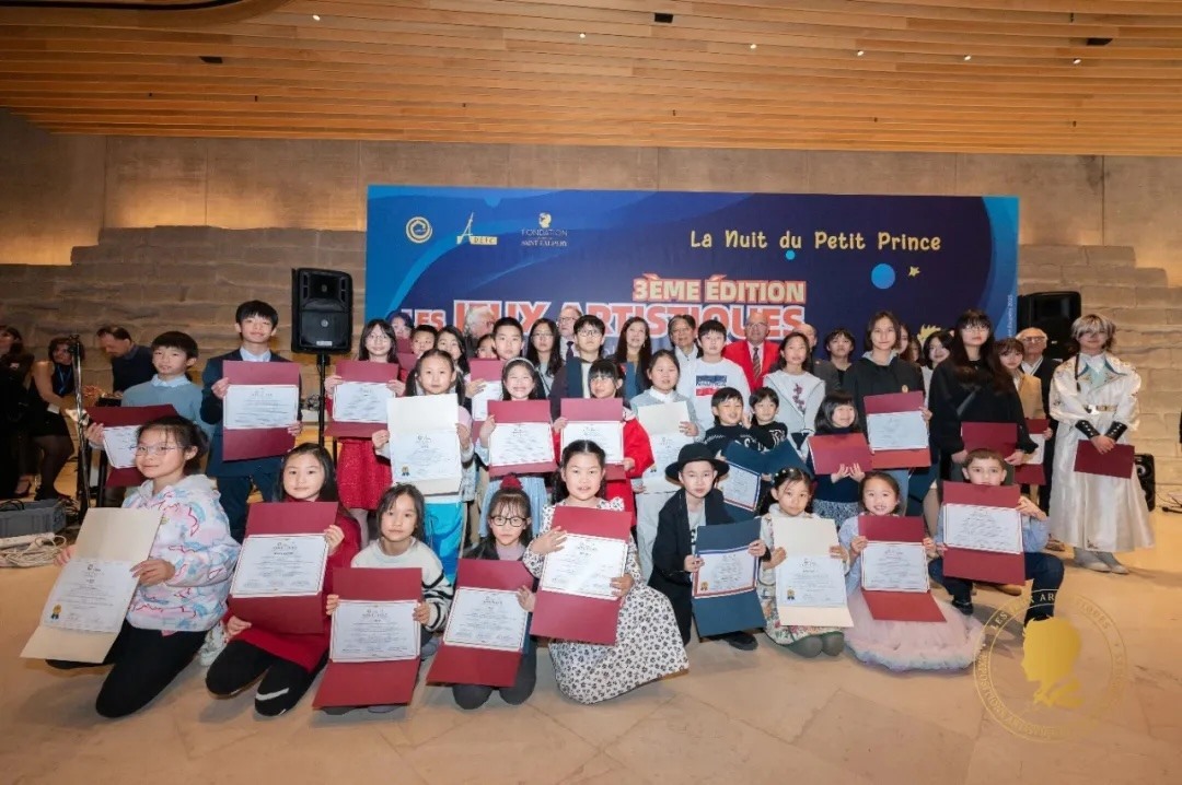 第三屆國(guó)際藝術(shù)聯(lián)創(chuàng)聯(lián)展盛大開(kāi)幕。法中交流促進(jìn)會(huì)供圖