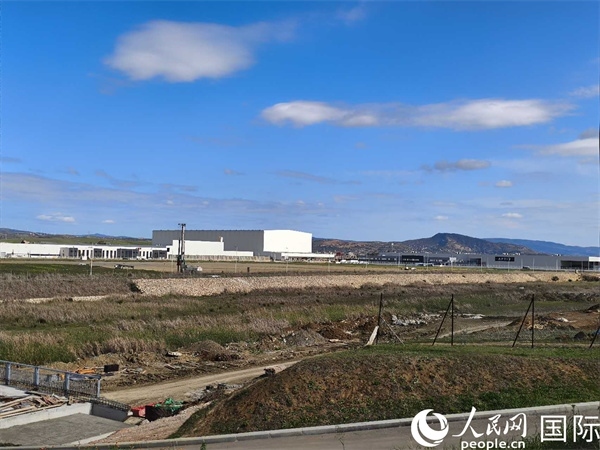 丹吉爾科技城遠眺。人民網(wǎng)記者 黃培昭攝