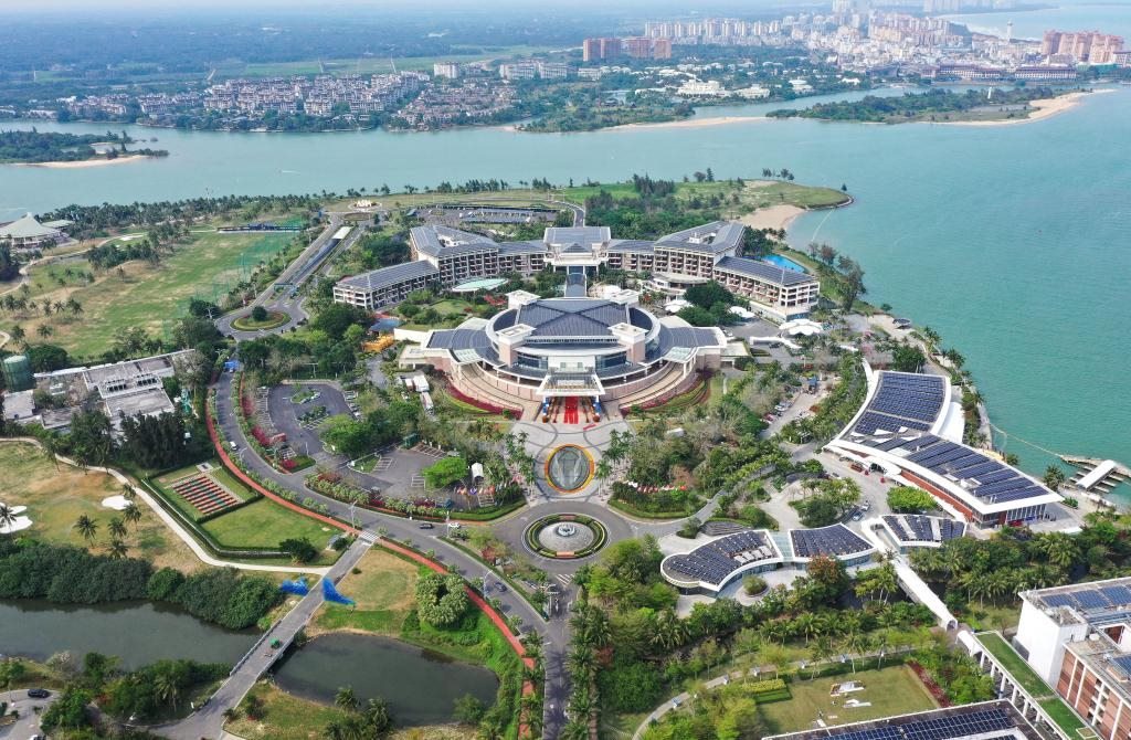 這是3月21日拍攝的博鰲亞洲論壇國際會議中心（無人機照片）。新華社記者 郭程 攝
