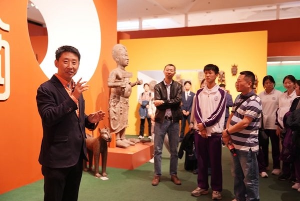 清華附中永豐學(xué)校家校共育活動(dòng)舉行。校方供圖