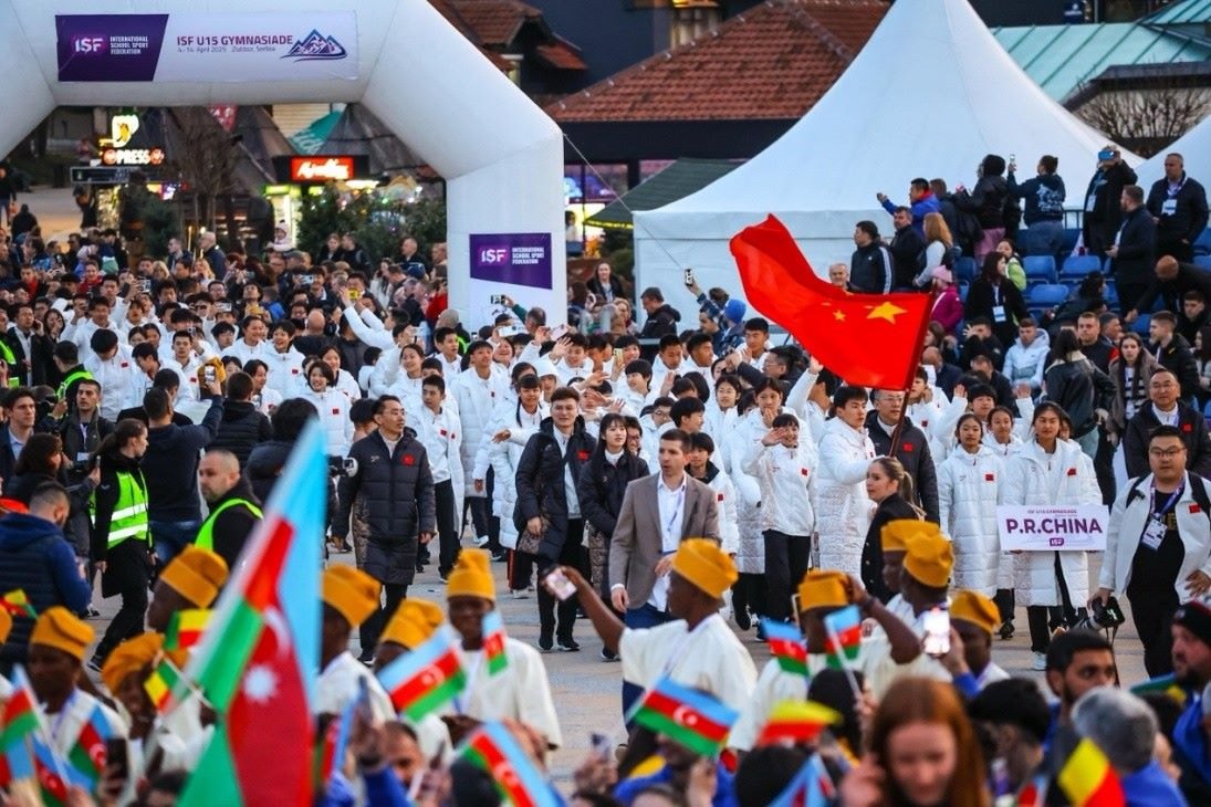 中國中學(xué)生體育代表團(tuán)在開幕式上入場。圖片來源：中國中學(xué)生體育代表團(tuán)