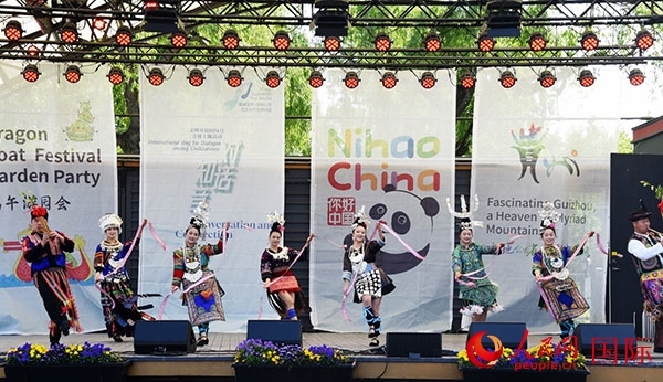 舞蹈《迎客歌》。人民網(wǎng)記者 殷淼