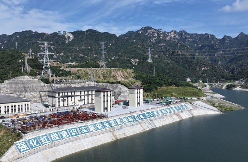 河北易縣:抽水蓄能電站配套工程500千伏特高壓送出線路投運(4)XxjpsgC007023_20250827_PEPFN0A001.jpg